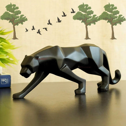 Black Panther Jaguar (26cm x 6.5cm x 8.5 cm)