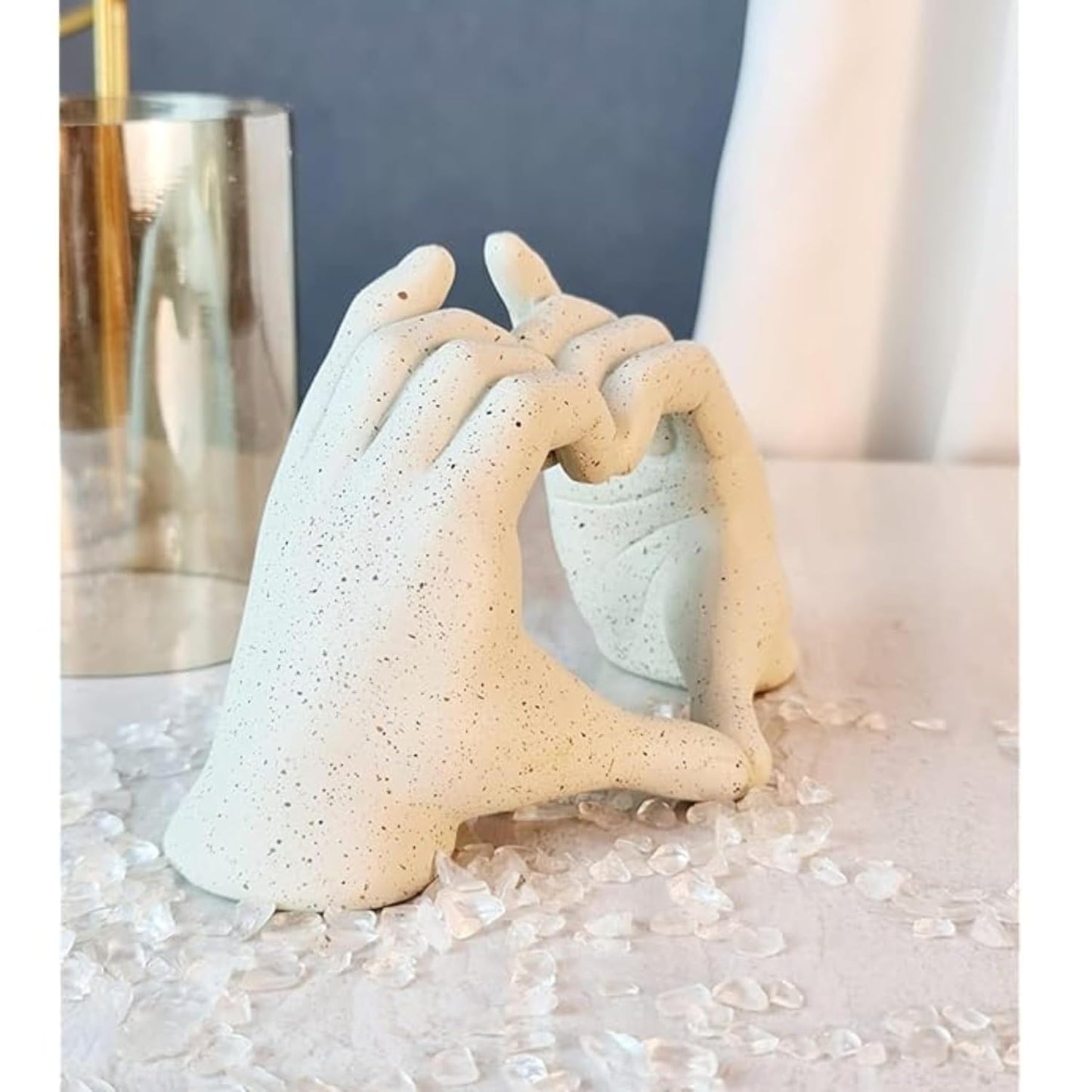 ABHIYAM Heart-Shaped Hand Sculpture – Starry Black Resin Decor