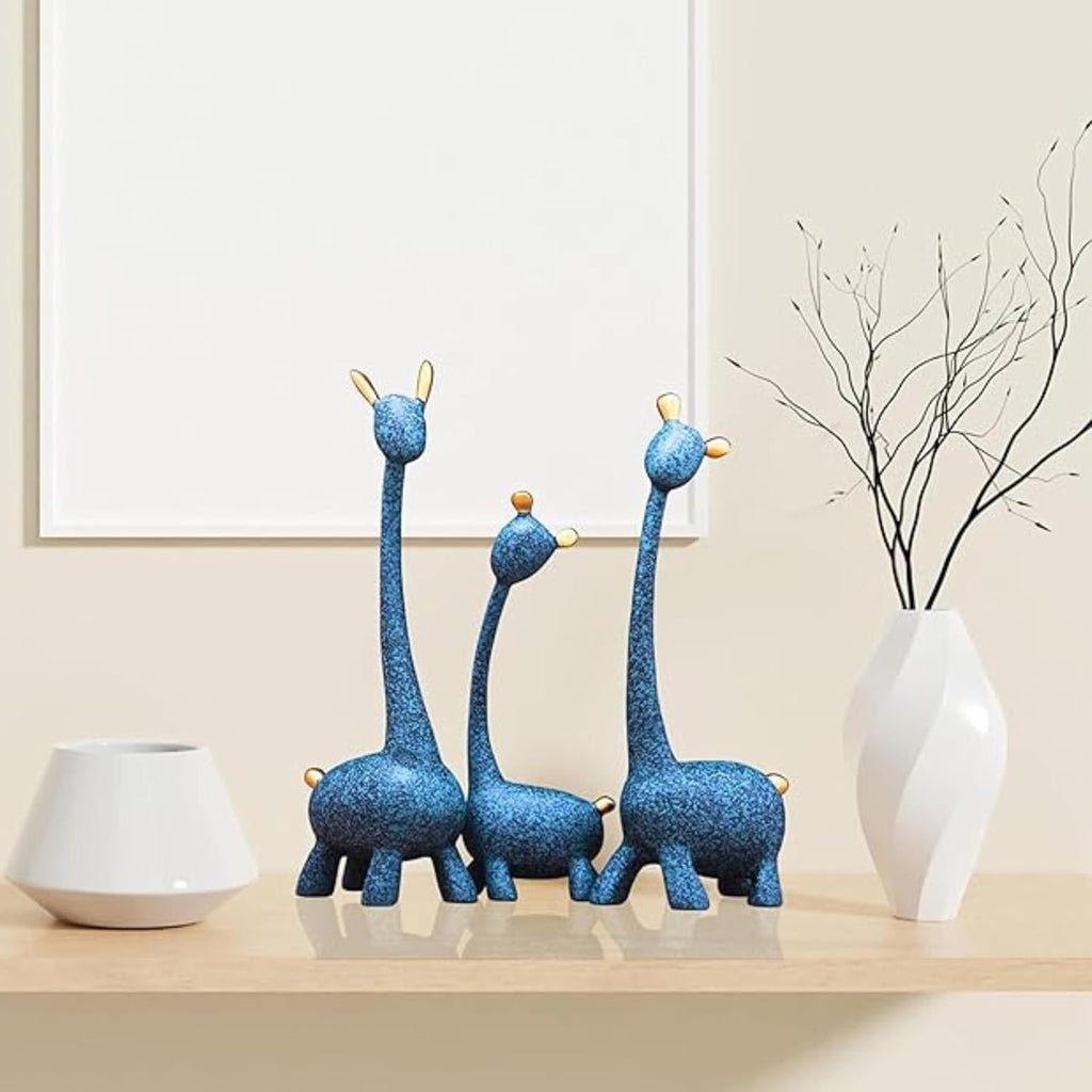 Giraffe Sculpture Family of Three Statues Resin Sculptures (Pack of 3)